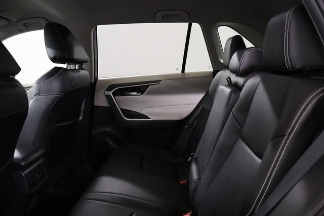 Certified 2025 Toyota RAV4 XLE AWD/4WD image 28