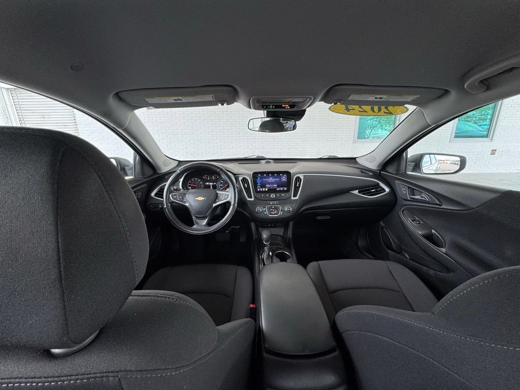 Used 2023 Chevrolet Malibu LS FWD image 27