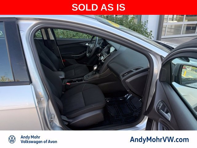 Used 2017 Ford Focus SEL w/ Cold Weather Package FWD image 13