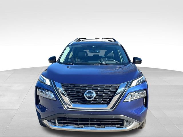 Used 2021 Nissan Rogue Platinum image 2