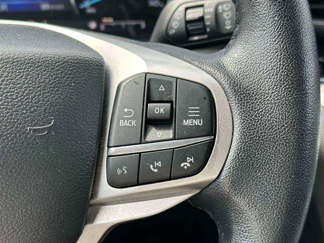 Used 2023 Ford Explorer XLT w/ Equipment Group 202A AWD/4WD image 36
