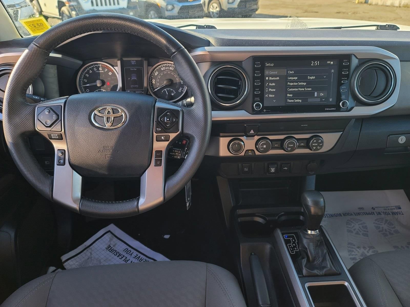 Used 2020 Toyota Tacoma SR5 AWD/4WD image 13