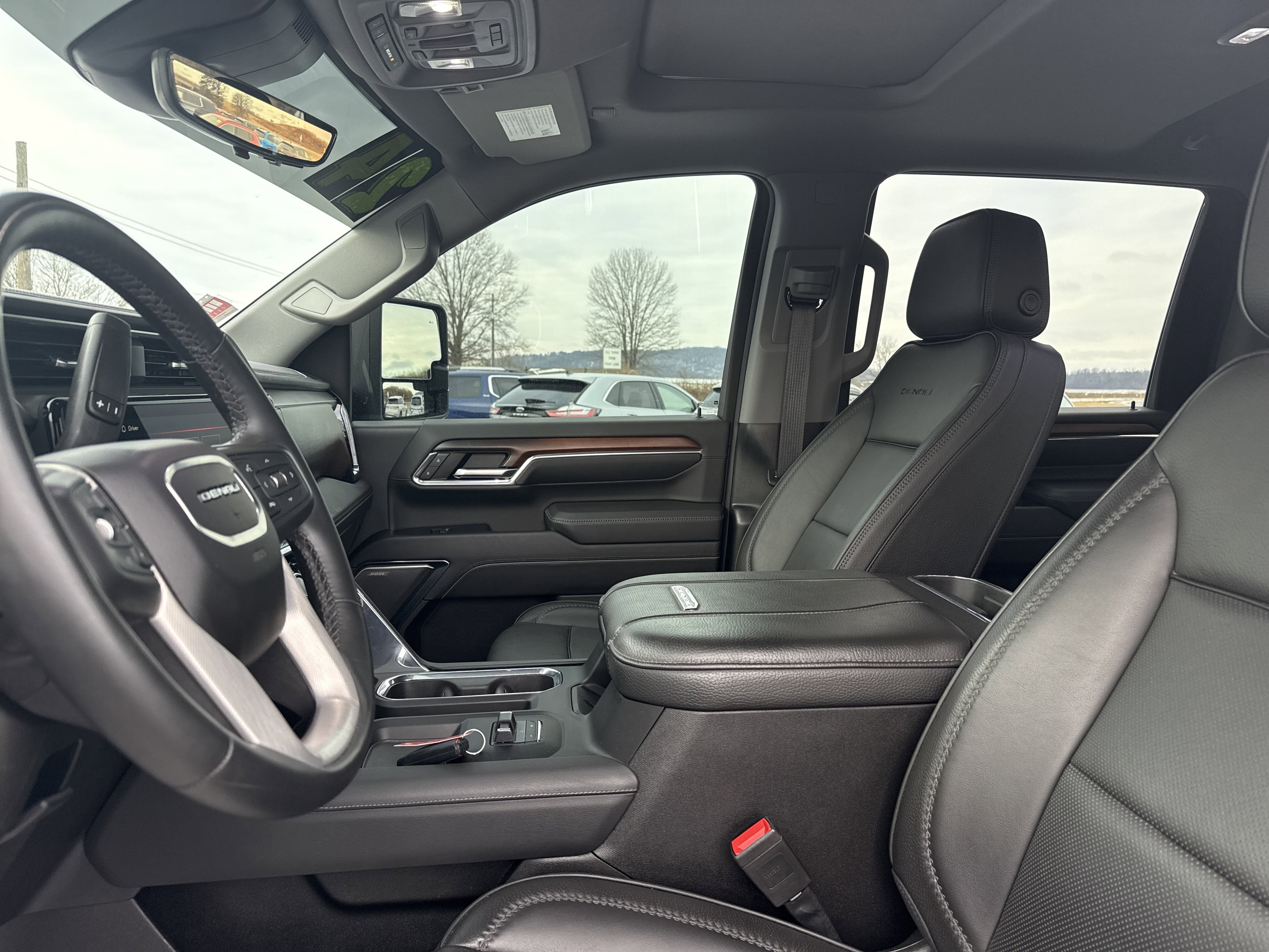 Used 2024 GMC Sierra 2500 Denali w/ Denali Reserve Package image 12