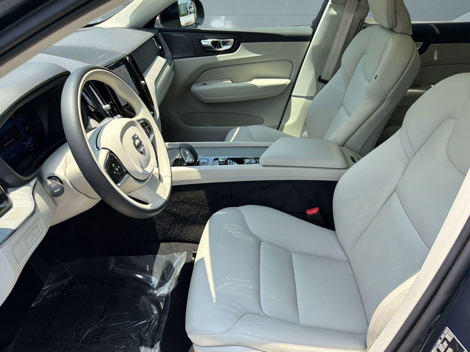 Certified 2024 Volvo XC60 T8 Plus w/ Climate Package AWD/4WD image 5