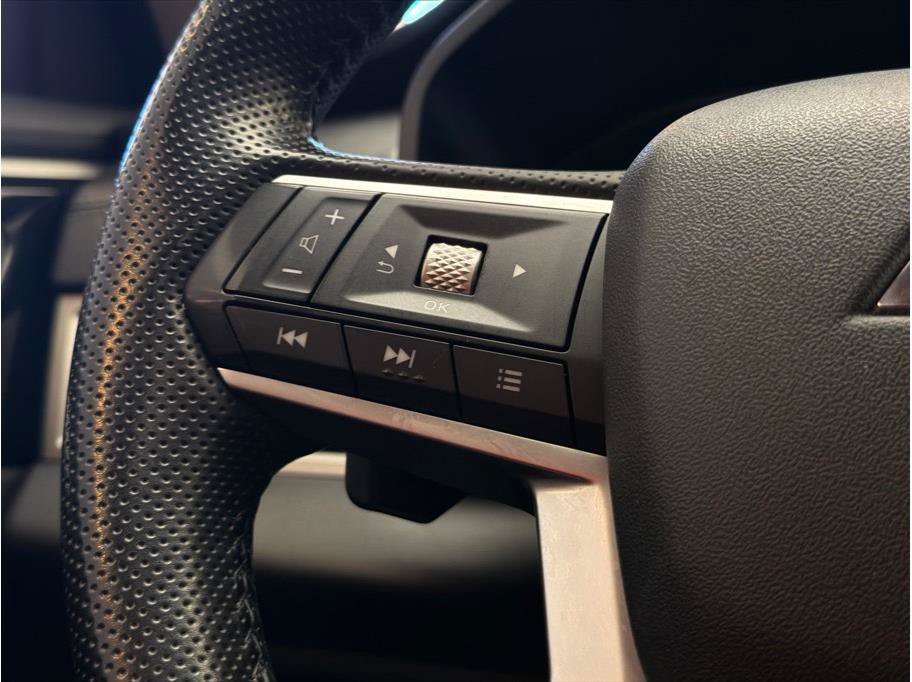 Used 2024 Mitsubishi Outlander Ralliart AWD/4WD image 19