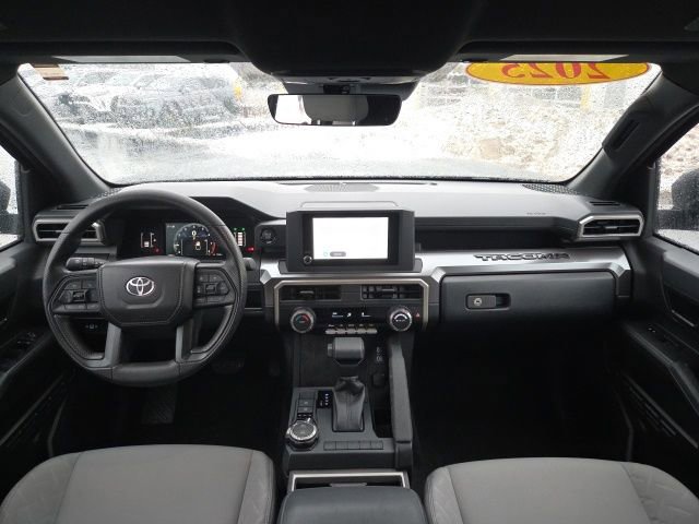 Used 2025 Toyota Tacoma SR5 image 21