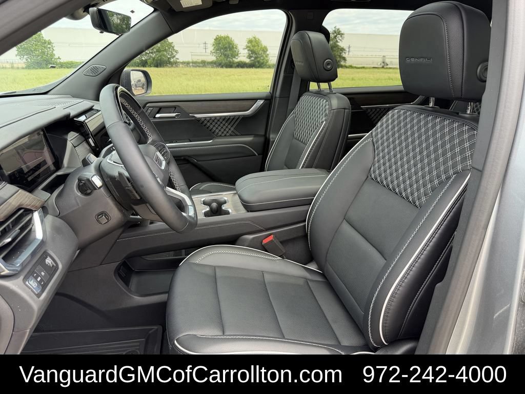 New 2026 GMC Acadia Denali w/ Super Cruise Package FWD image 31