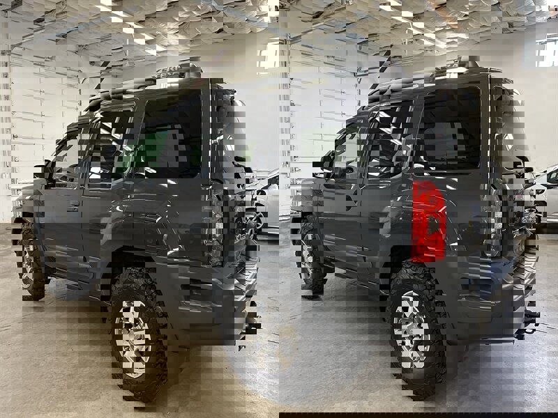 Used 2012 Nissan Xterra PRO-4X image 5