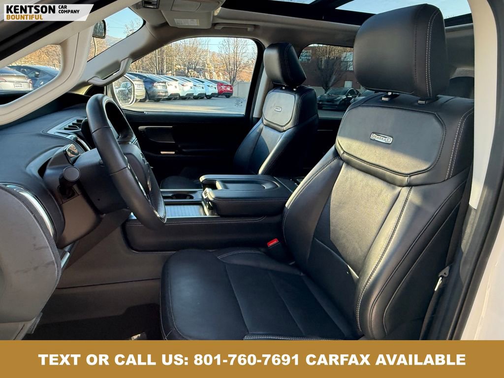 Used 2025 Ford Expedition Max Platinum AWD/4WD image 27
