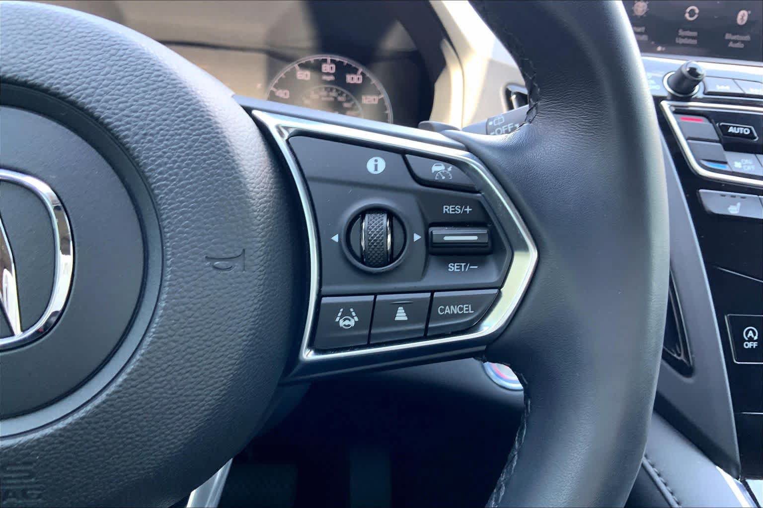 Used 2024 Acura RDX SH-AWD image 23