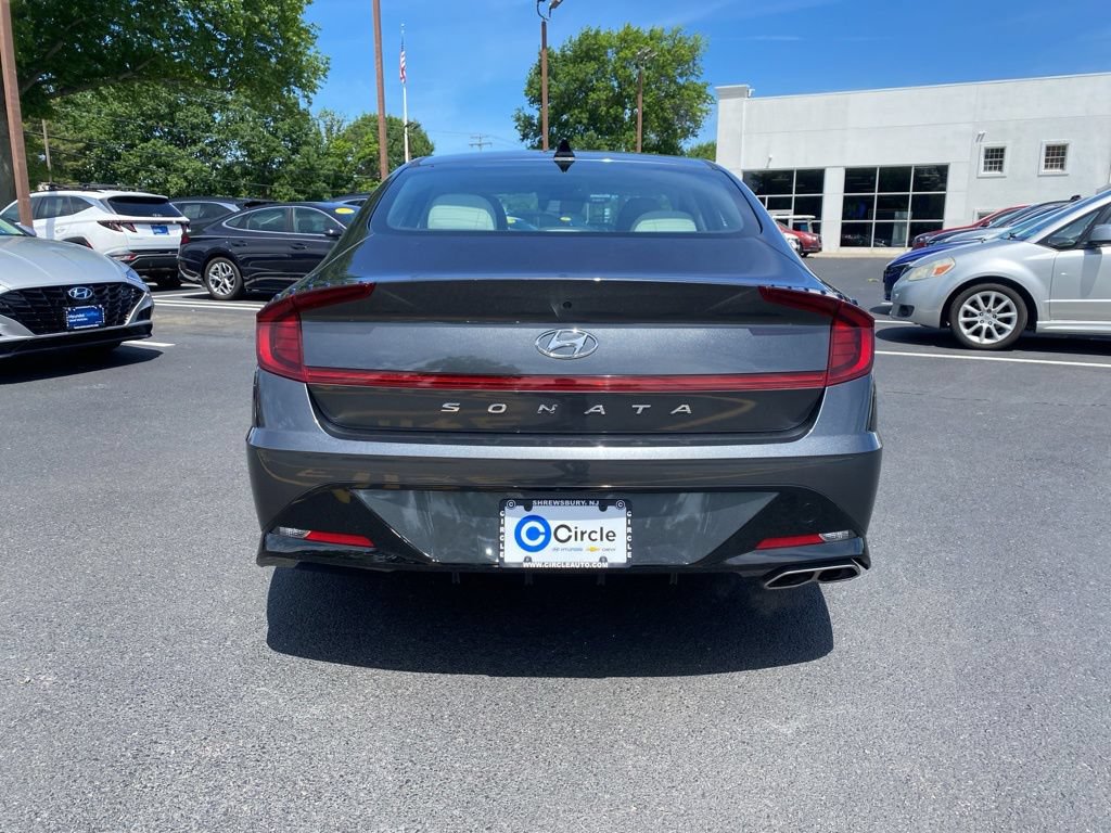 Certified 2023 Hyundai Sonata SEL FWD image 5