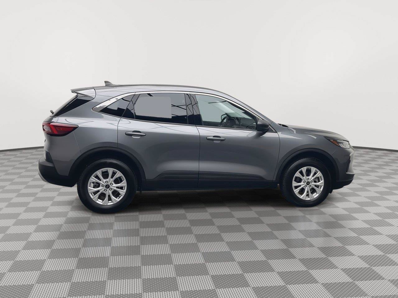 Certified 2024 Ford Escape Active AWD/4WD image 38