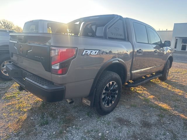 Used 2023 Nissan Titan PRO-4X w/ Pro-4x Convenience Package image 5