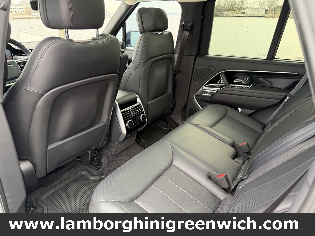 Used 2022 Land Rover Range Rover SE image 43