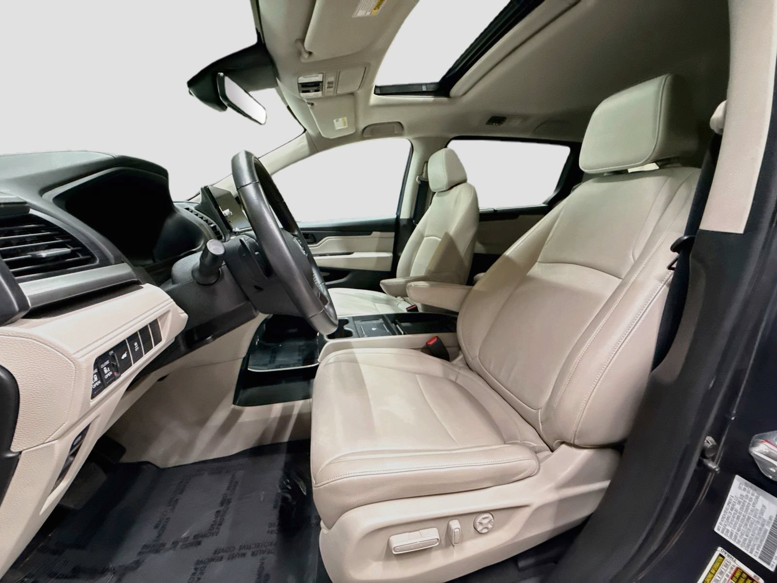 Used 2025 Honda Odyssey EX-L image 21