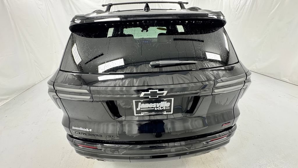 Used 2024 Chevrolet Traverse RS w/ LPO, Floor Liner Package AWD/4WD image 4