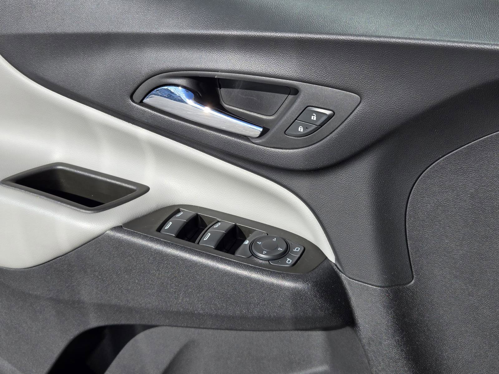 Used 2023 Chevrolet Equinox LS w/ LS Convenience Package image 20