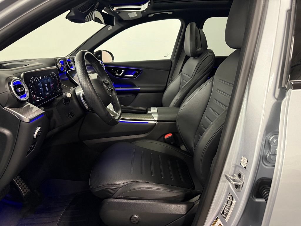 Used 2023 Mercedes-Benz GLC 300 4MATIC w/ Pinnacle Trim Package image 9