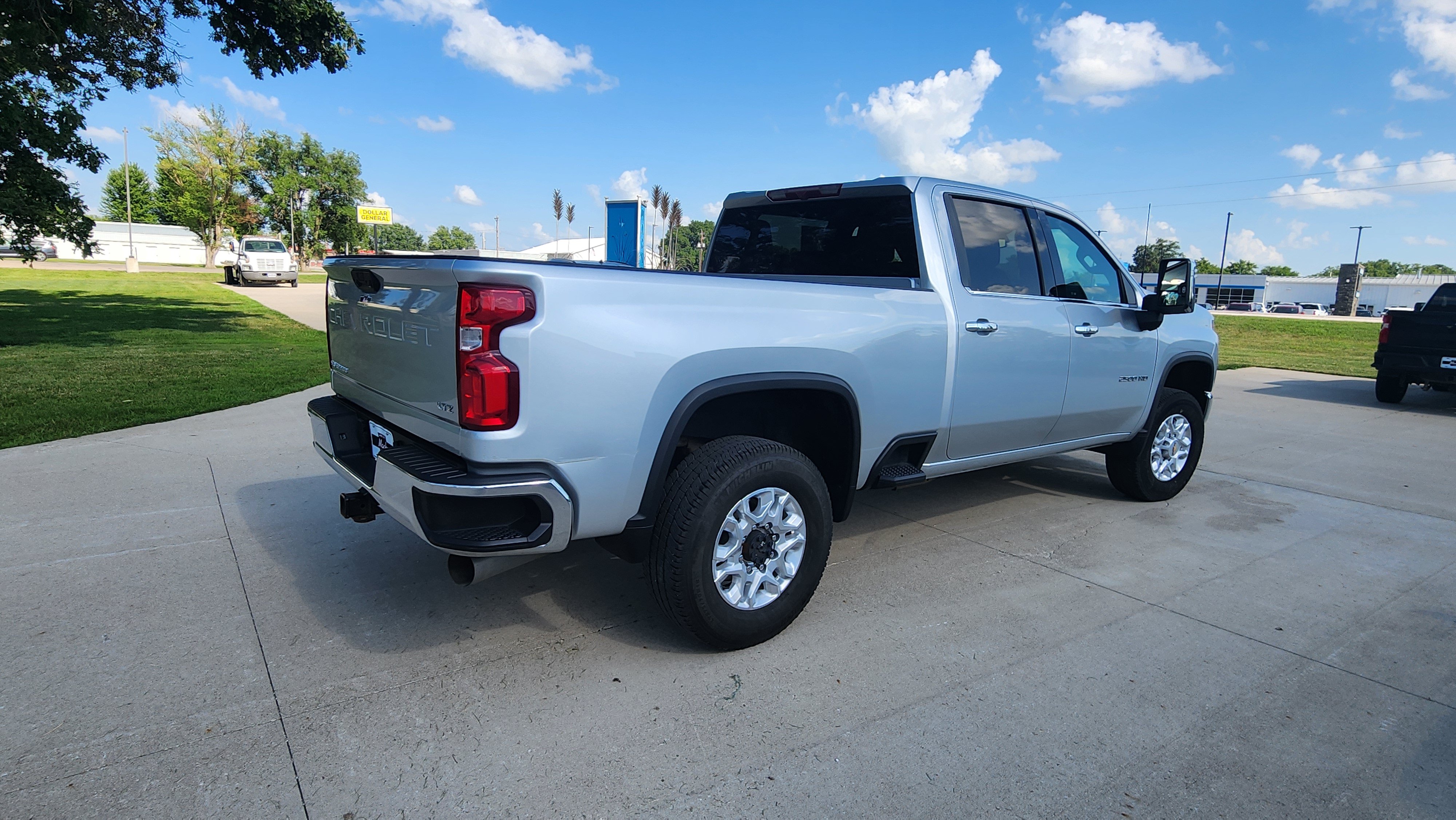 Certified 2022 Chevrolet Silverado 2500 LTZ w/ Gooseneck/5TH Wheel Package AWD/4WD image 5
