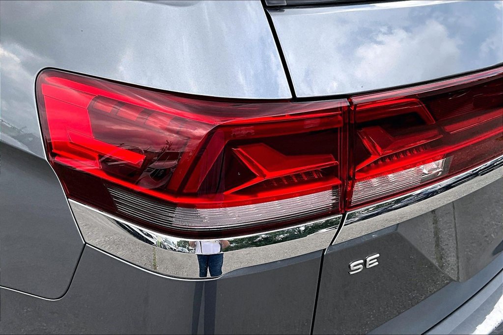Used 2025 Volkswagen Atlas SE FWD image 39