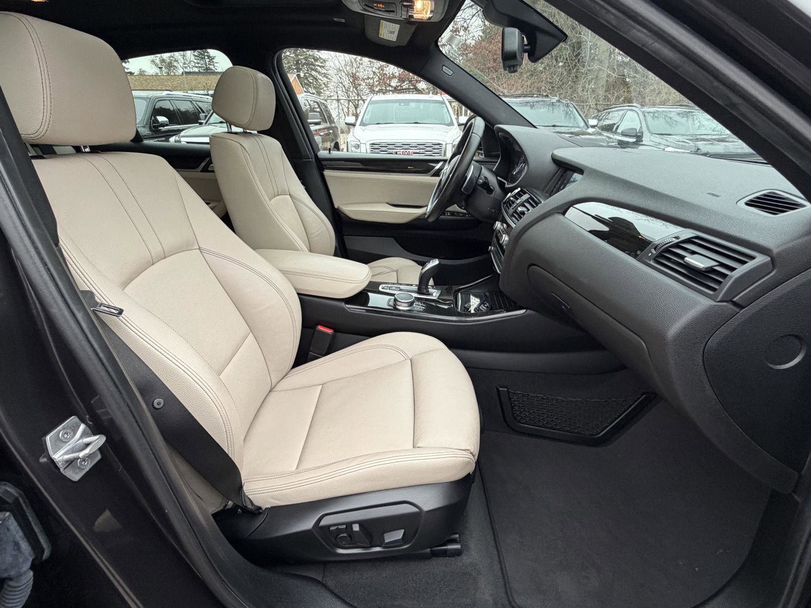 Used 2017 BMW X4 M40i image 26