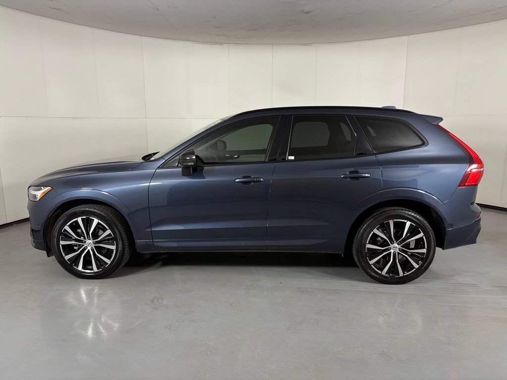 Used 2023 Volvo XC60 B5 Plus w/ Climate Package FWD image 5
