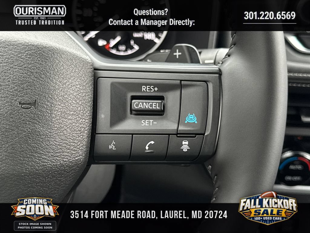Used 2025 Nissan Rogue SV AWD/4WD image 23