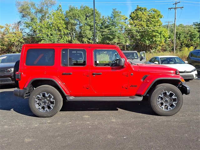 New 2025 Jeep Wrangler Sahara image 11