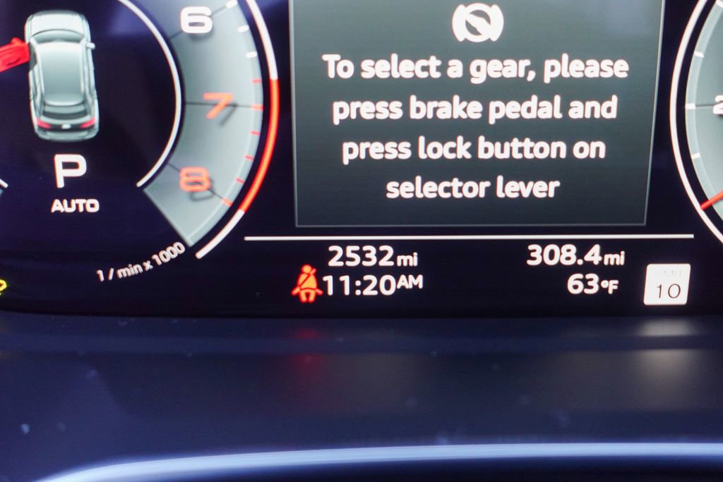 Used 2025 Audi Q3 2.0T Premium Plus w/ Premium Plus Package image 17