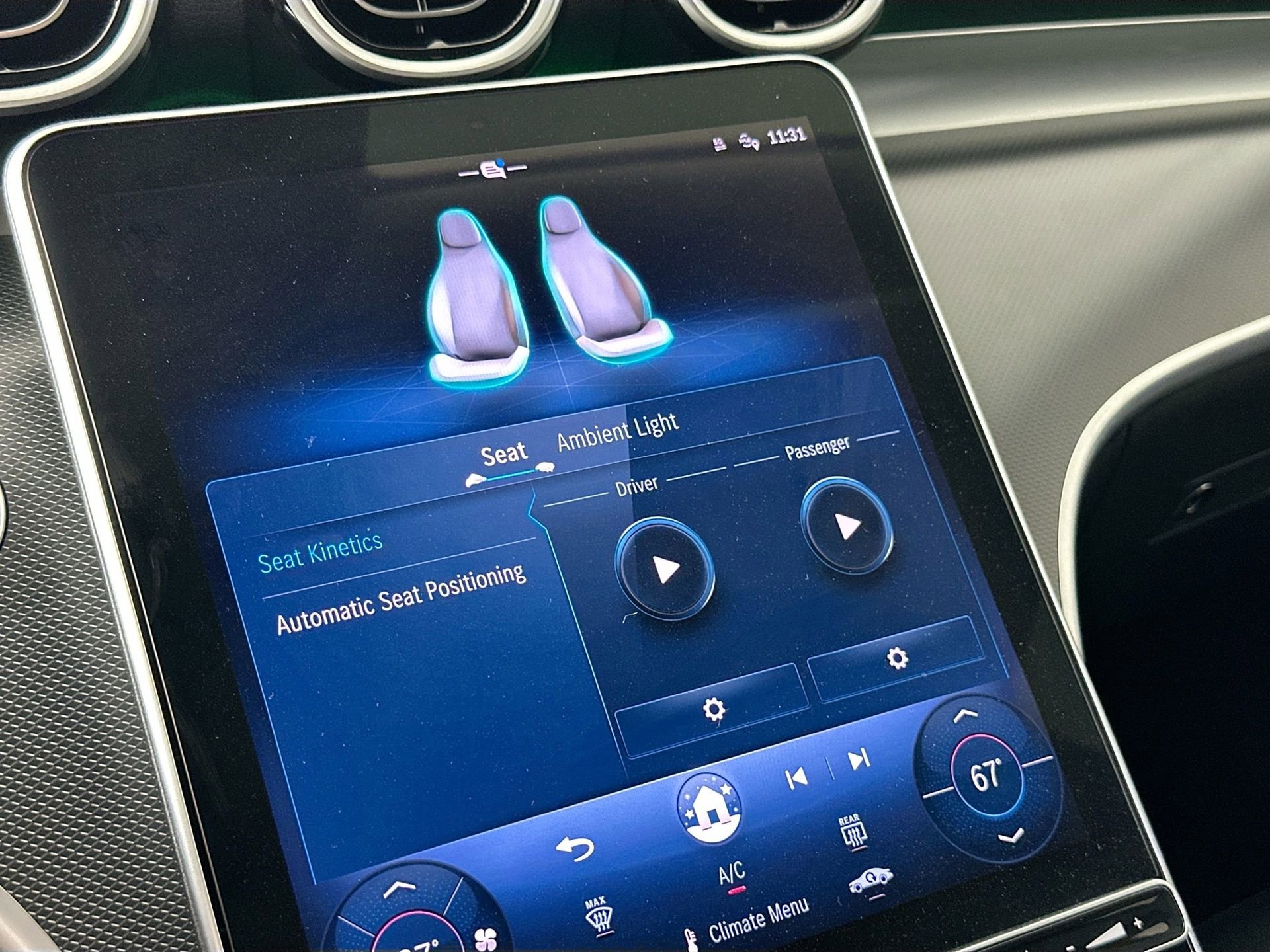 Used 2025 Mercedes-Benz C 300 Sedan image 18