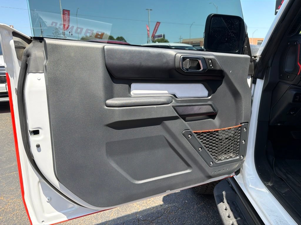 Used 2025 Ford Bronco Stroppe Edition AWD/4WD image 11