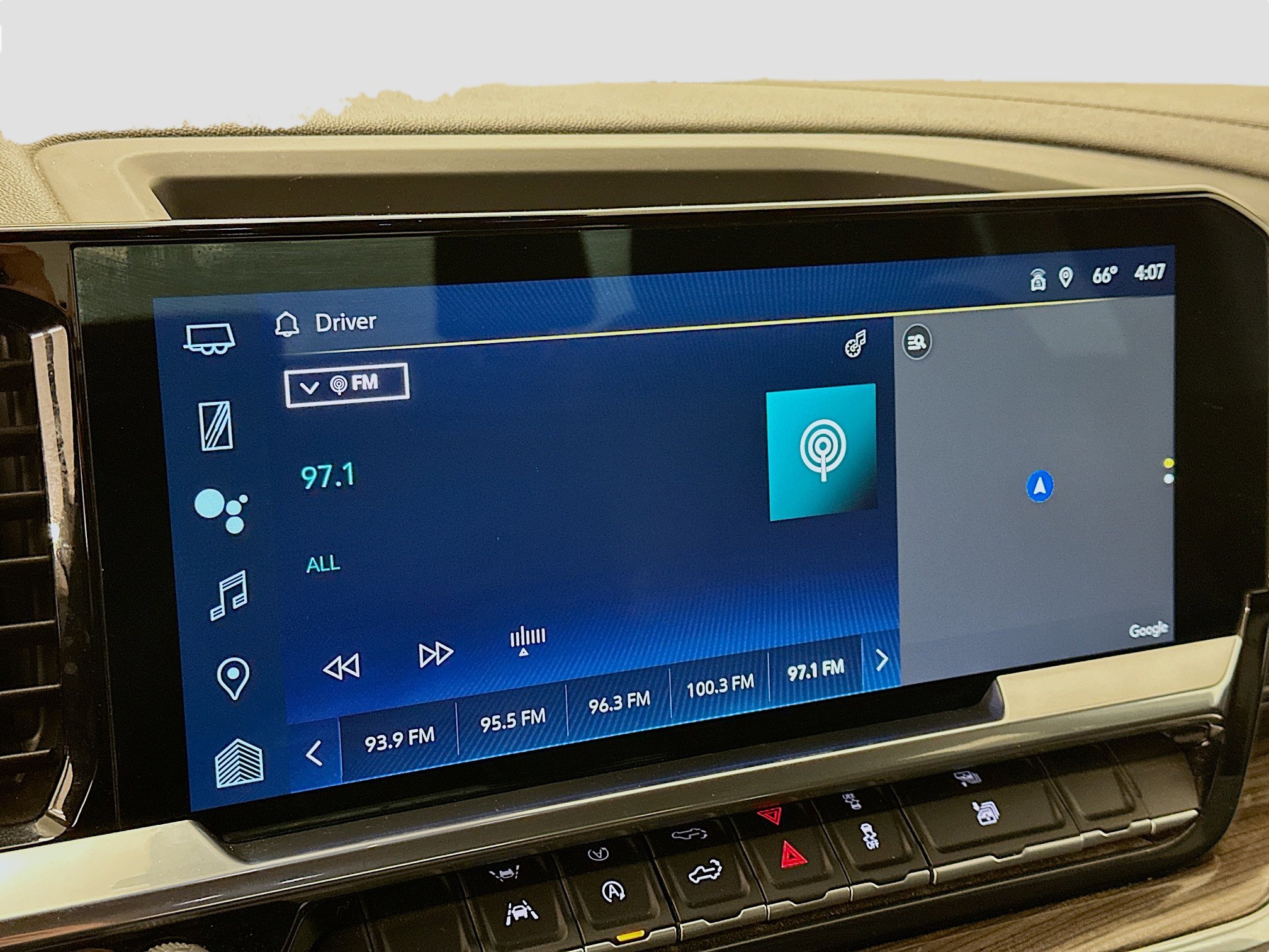 Used 2024 Chevrolet Silverado 1500 LT image 21