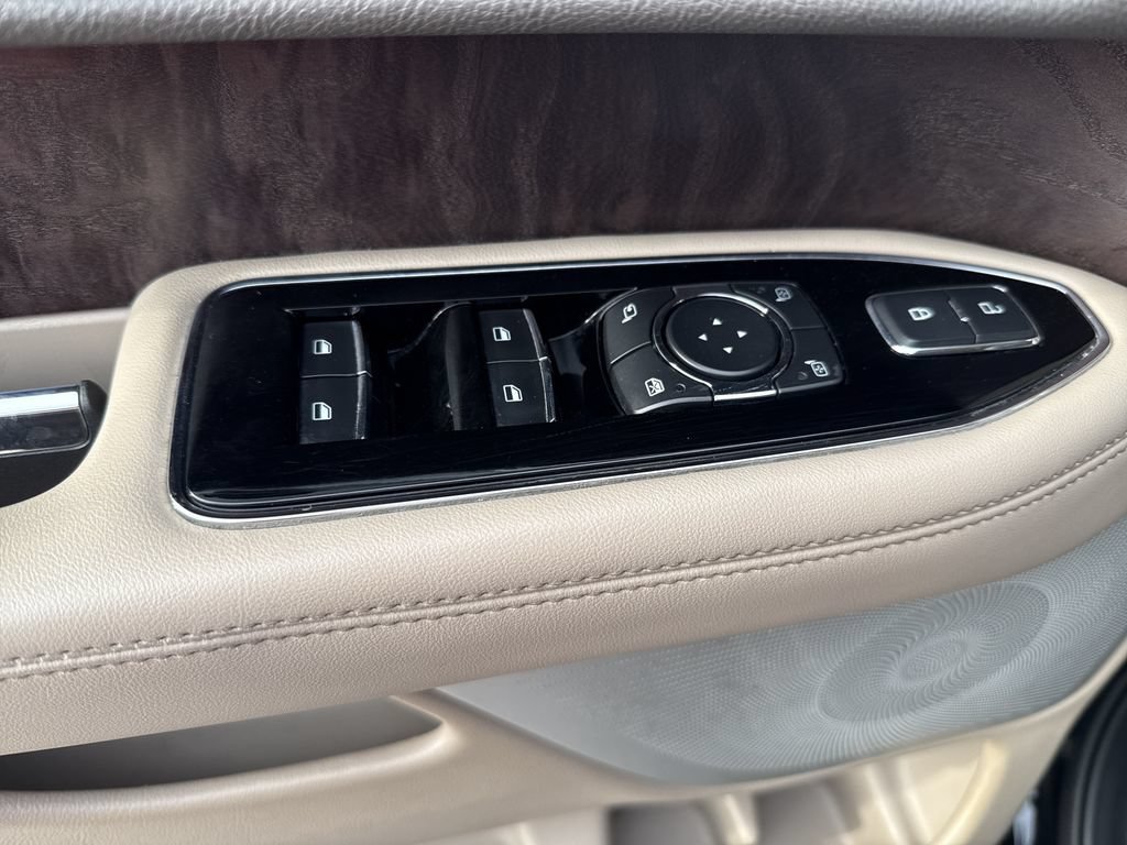 Used 2022 Lincoln Navigator Reserve AWD/4WD image 11