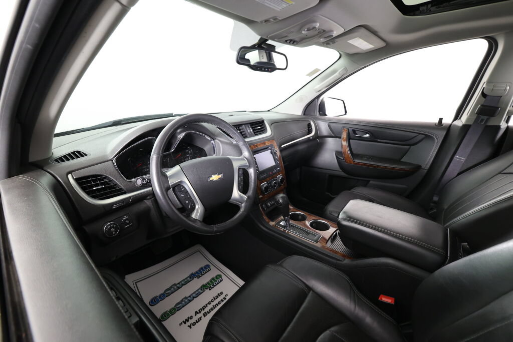 Used 2014 Chevrolet Traverse LTZ w/ LPO, 'HIT The Road' Package FWD image 10
