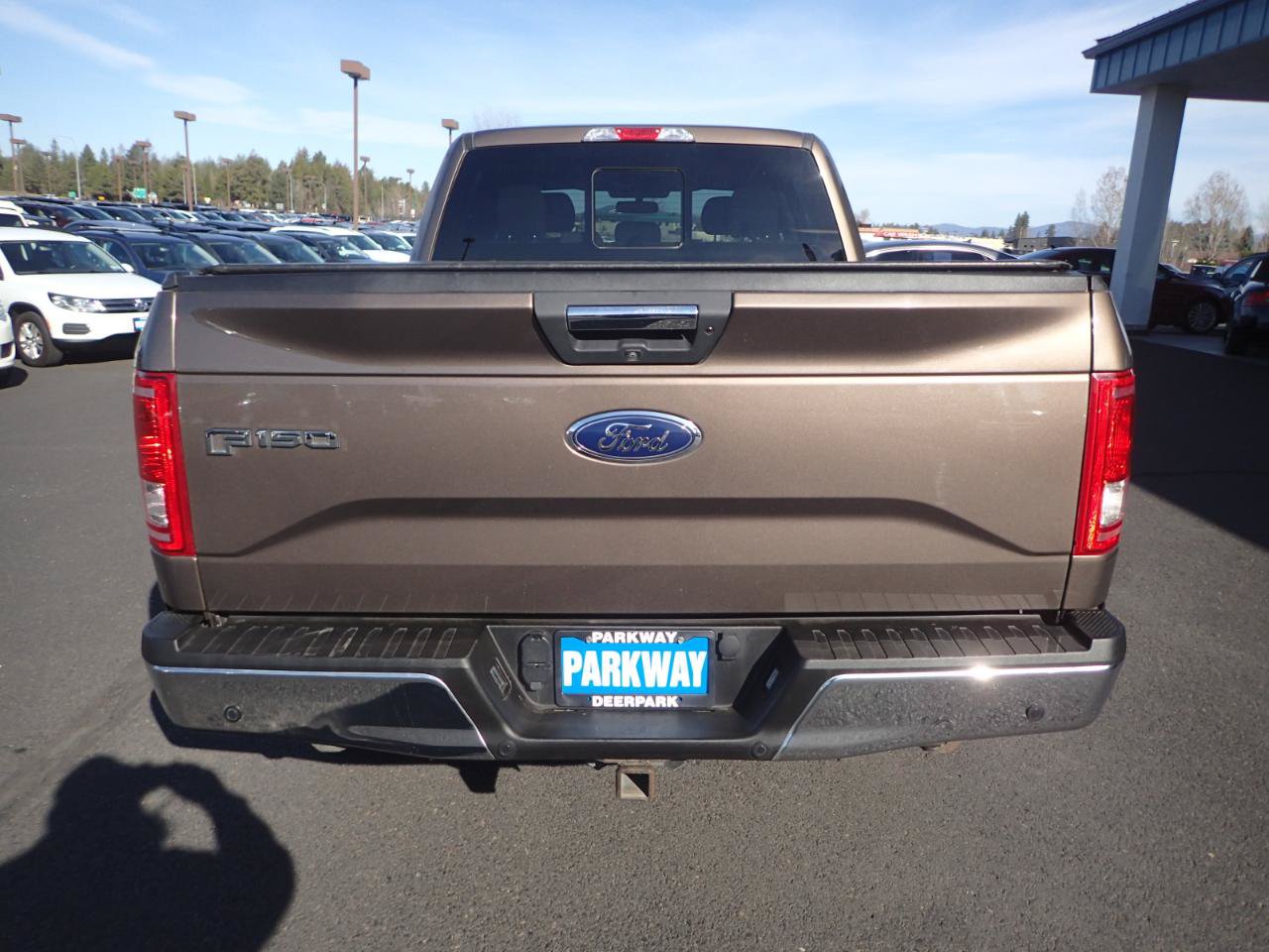 Used 2017 Ford F150 XLT w/ Equipment Group 302A Luxury AWD/4WD image 4