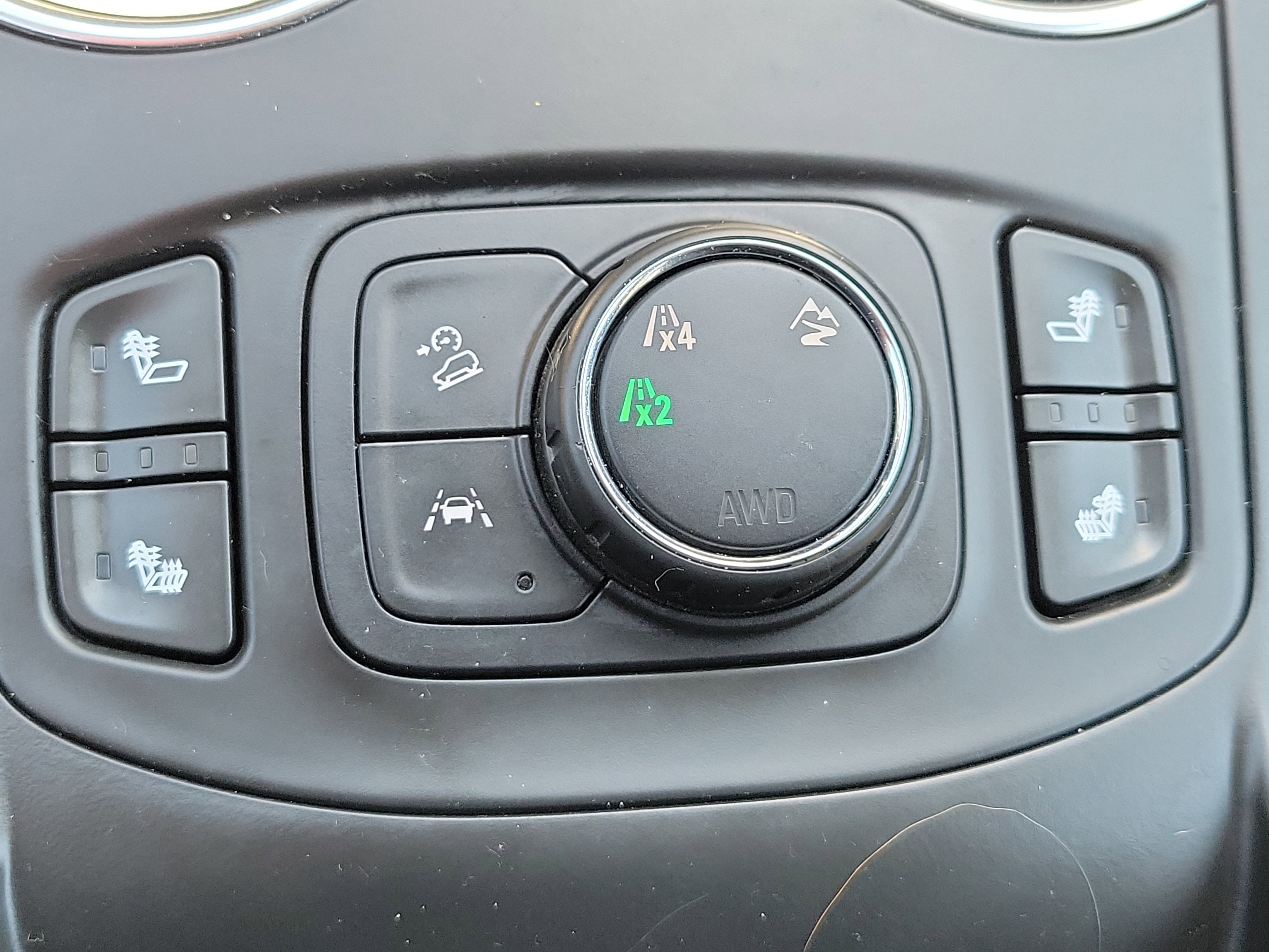 Used 2024 GMC Terrain SLE w/ Driver Convenience Package AWD/4WD image 29