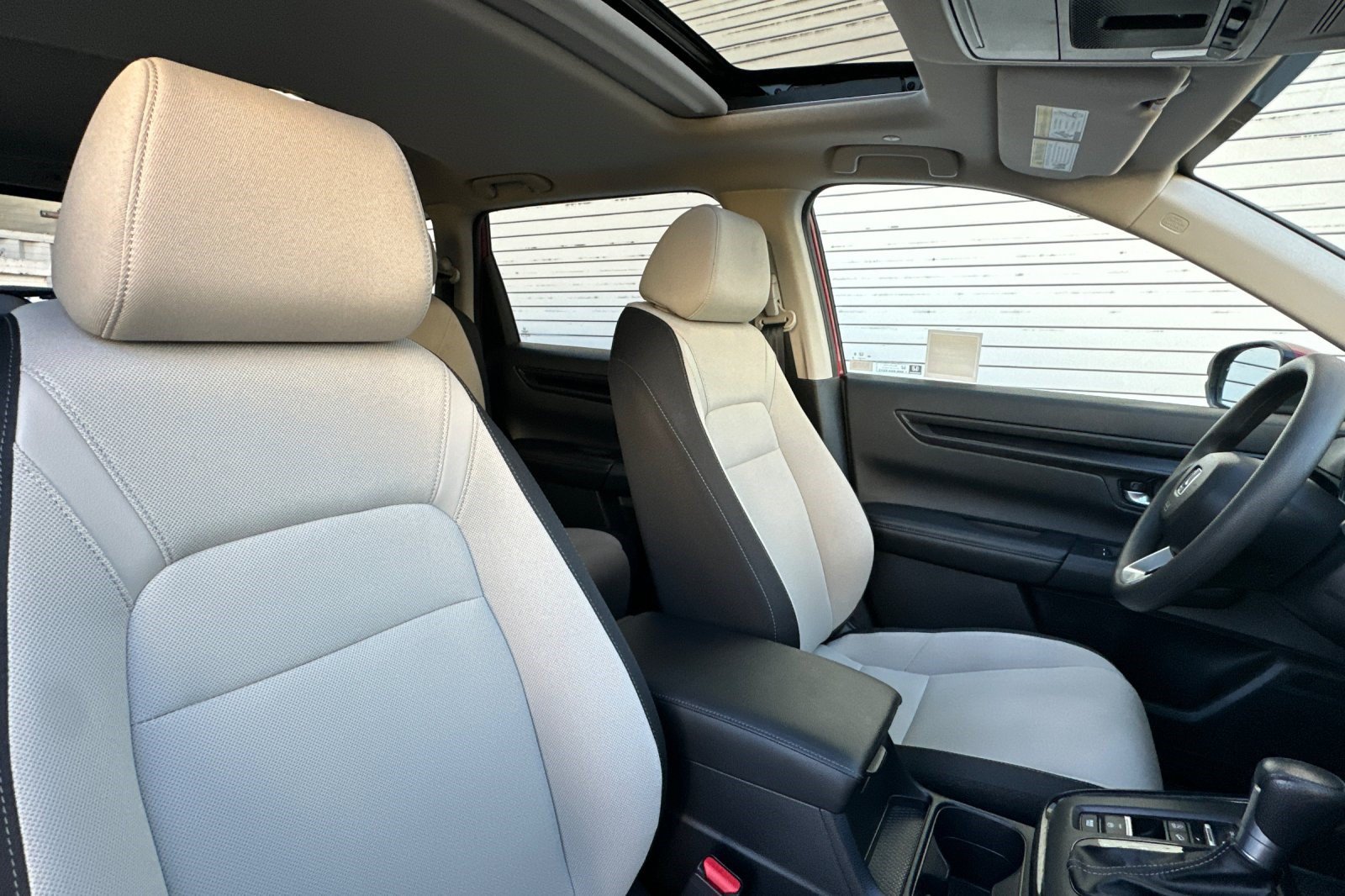 Certified 2025 Honda CR-V EX image 26