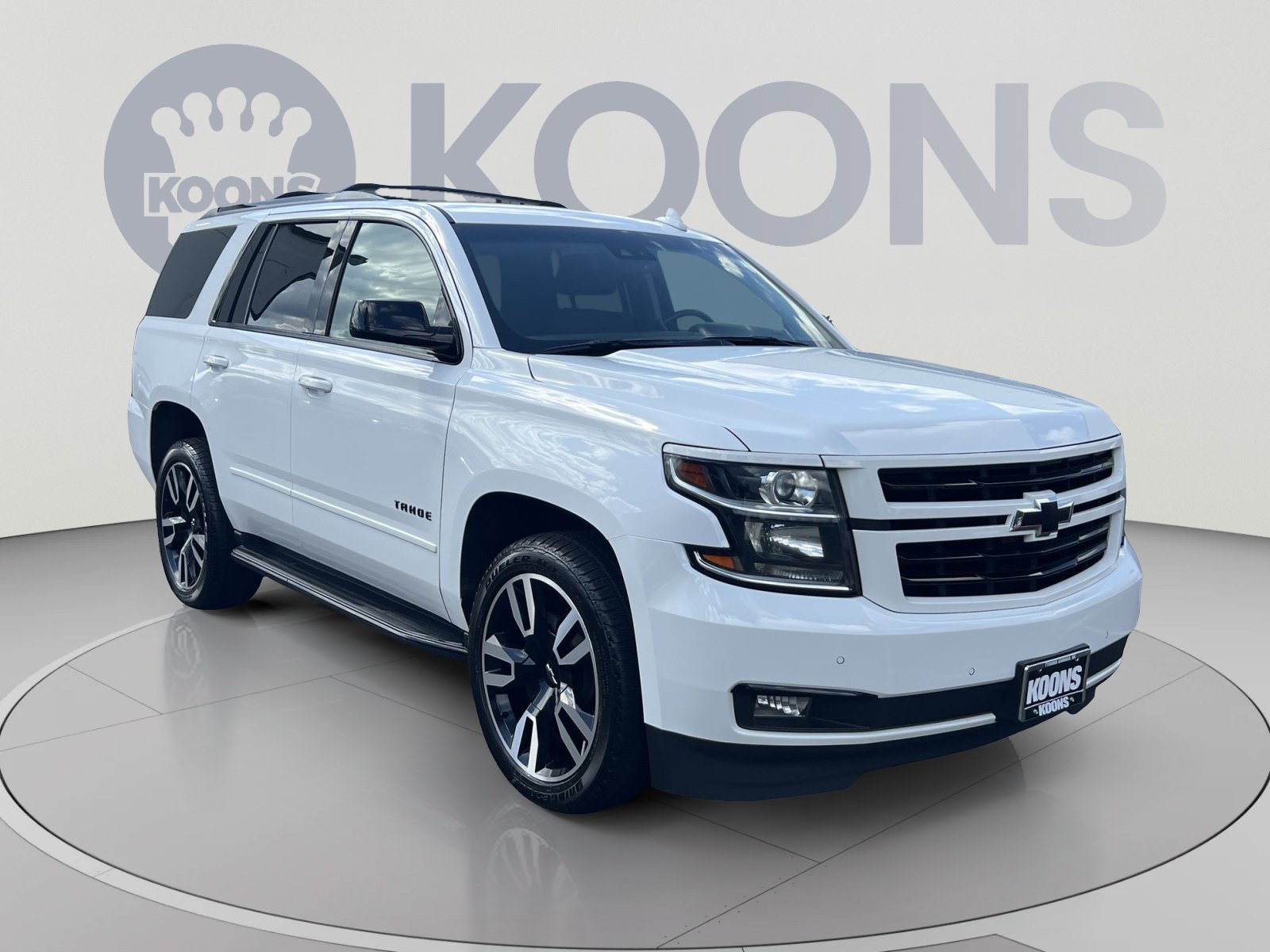 Used 2019 Chevrolet Tahoe Premier w/ RST 6.2L Performance Edition AWD/4WD image 8