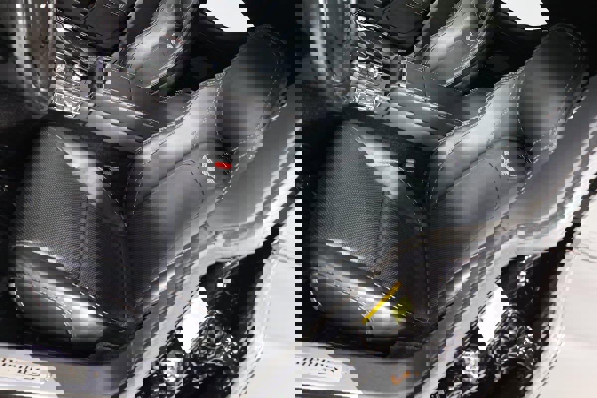 Used 2016 Aston Martin Rapide S image 8