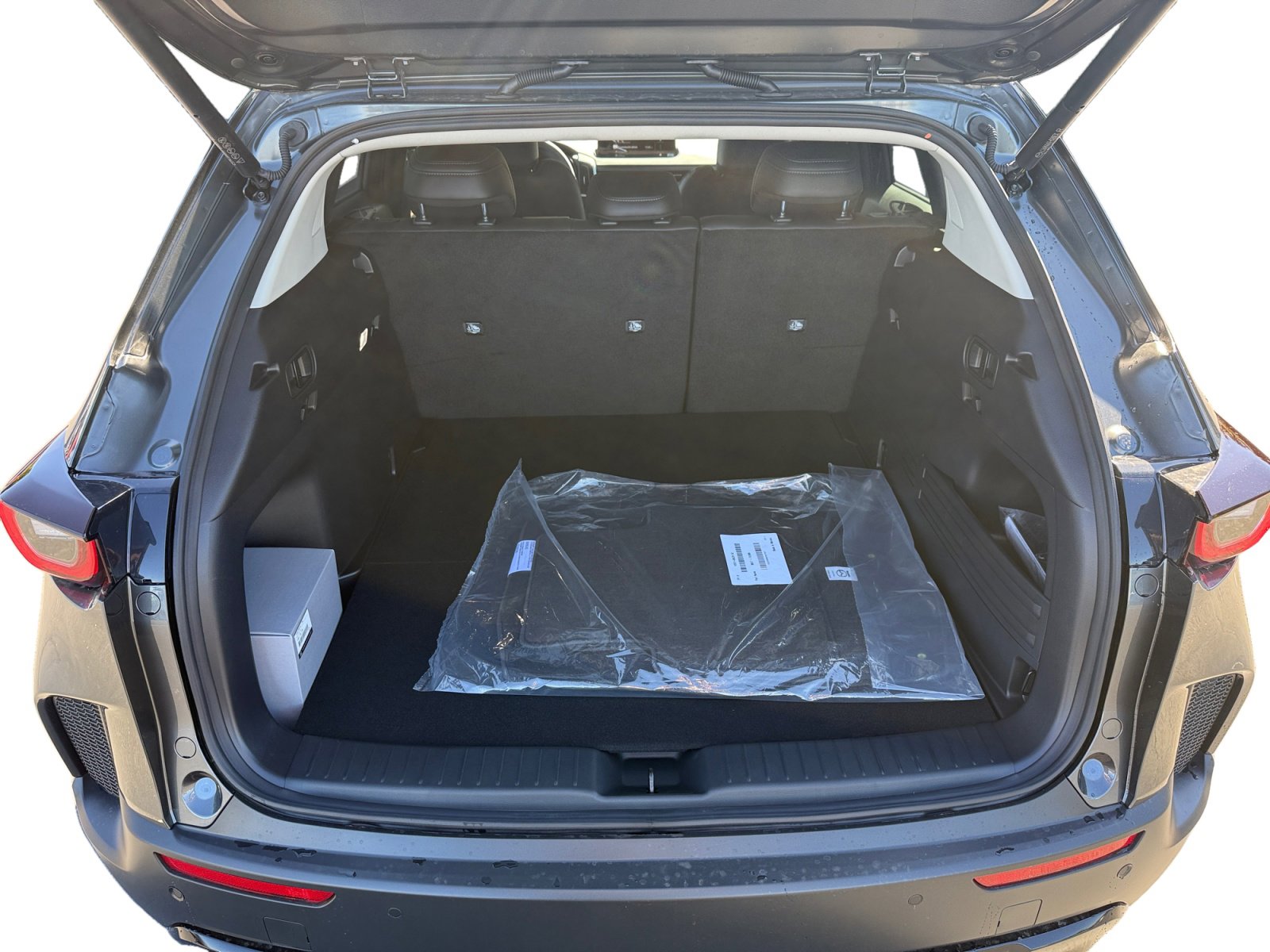 New 2026 MAZDA CX-50 AWD 2.5 Hybrid w/ Cargo Package image 17