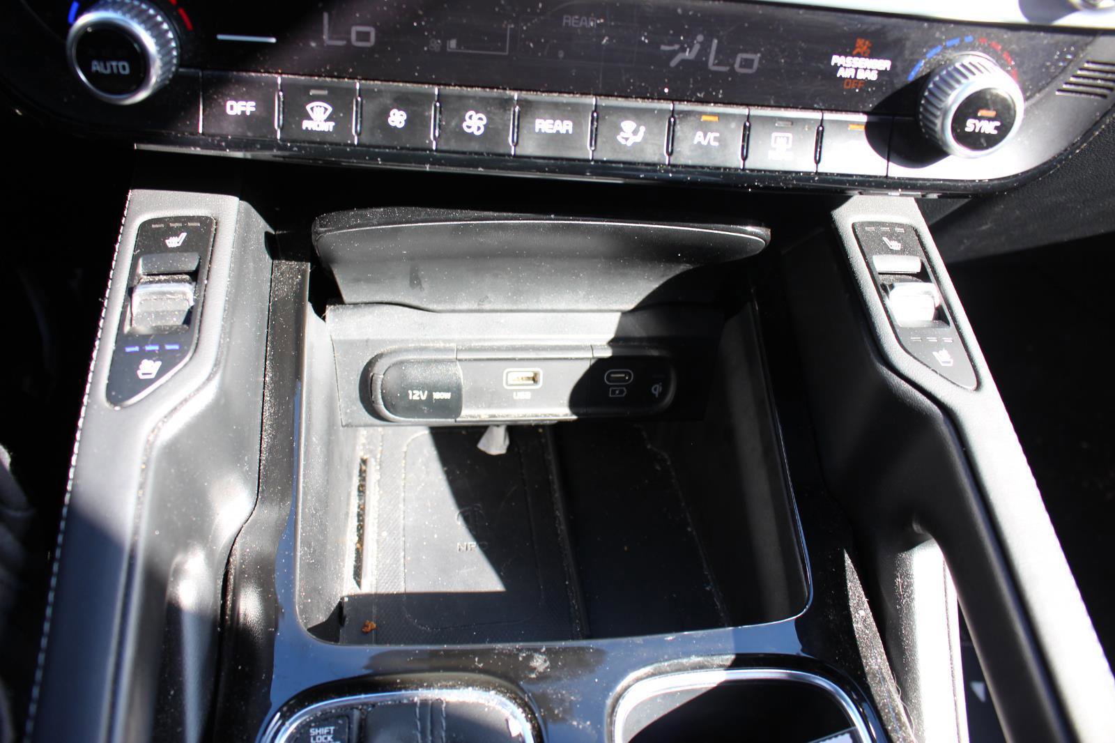 Certified 2023 Kia Telluride SX image 23