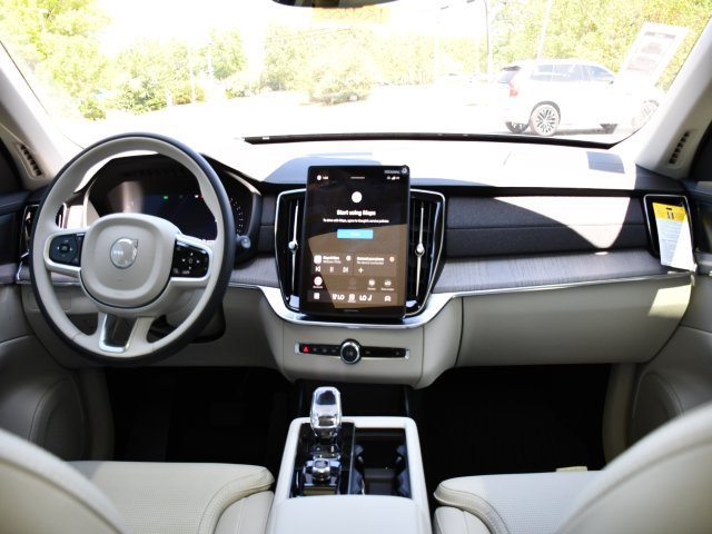 New 2026 Volvo XC90 B6 Ultra w/ Protection Package Premier AWD/4WD image 18
