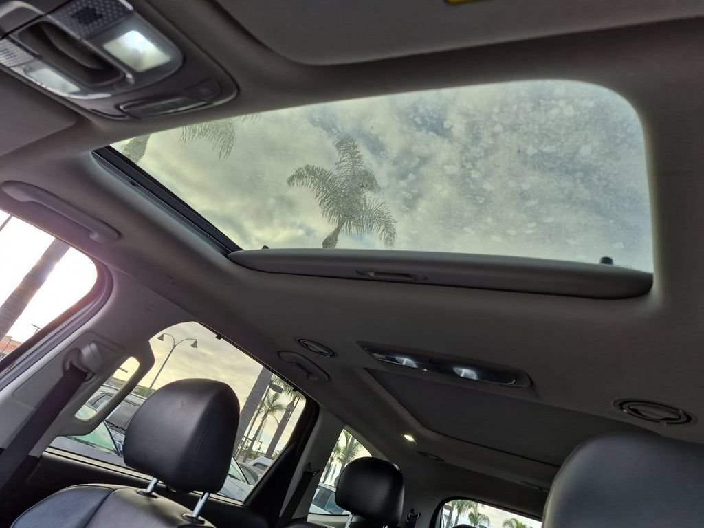 Used 2020 Kia Telluride SX w/ Towing Package FWD image 19