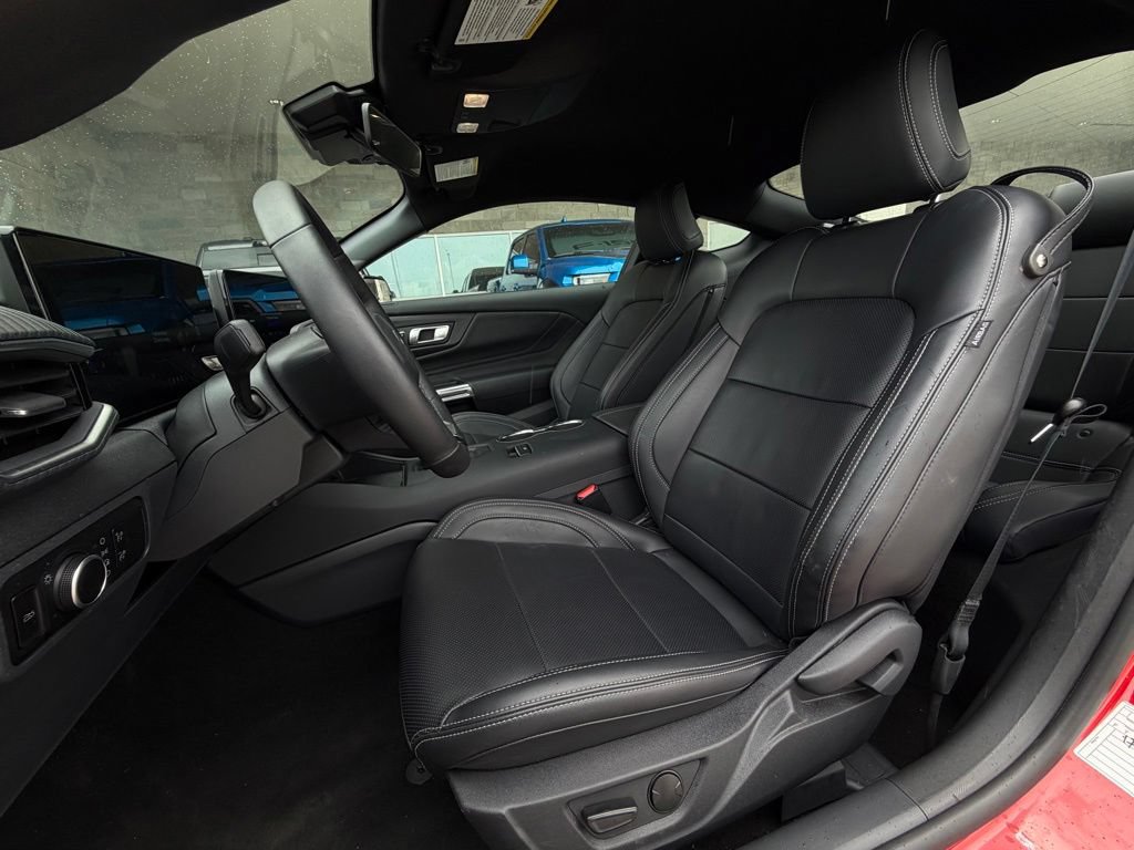 Used 2026 Ford Mustang Premium RWD image 6