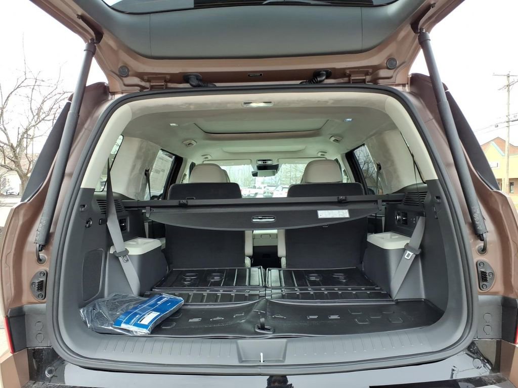 New 2025 Hyundai Santa Fe Calligraphy image 14