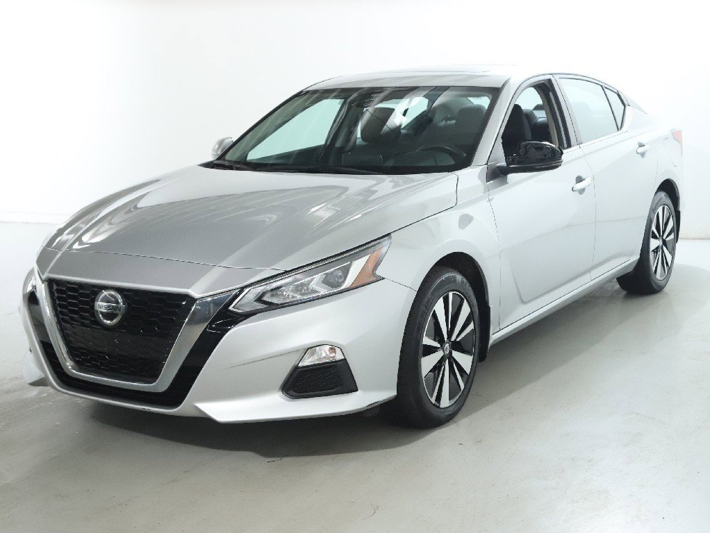 Used 2021 Nissan Altima 2.5 SV w/ SV Premium Package image 4