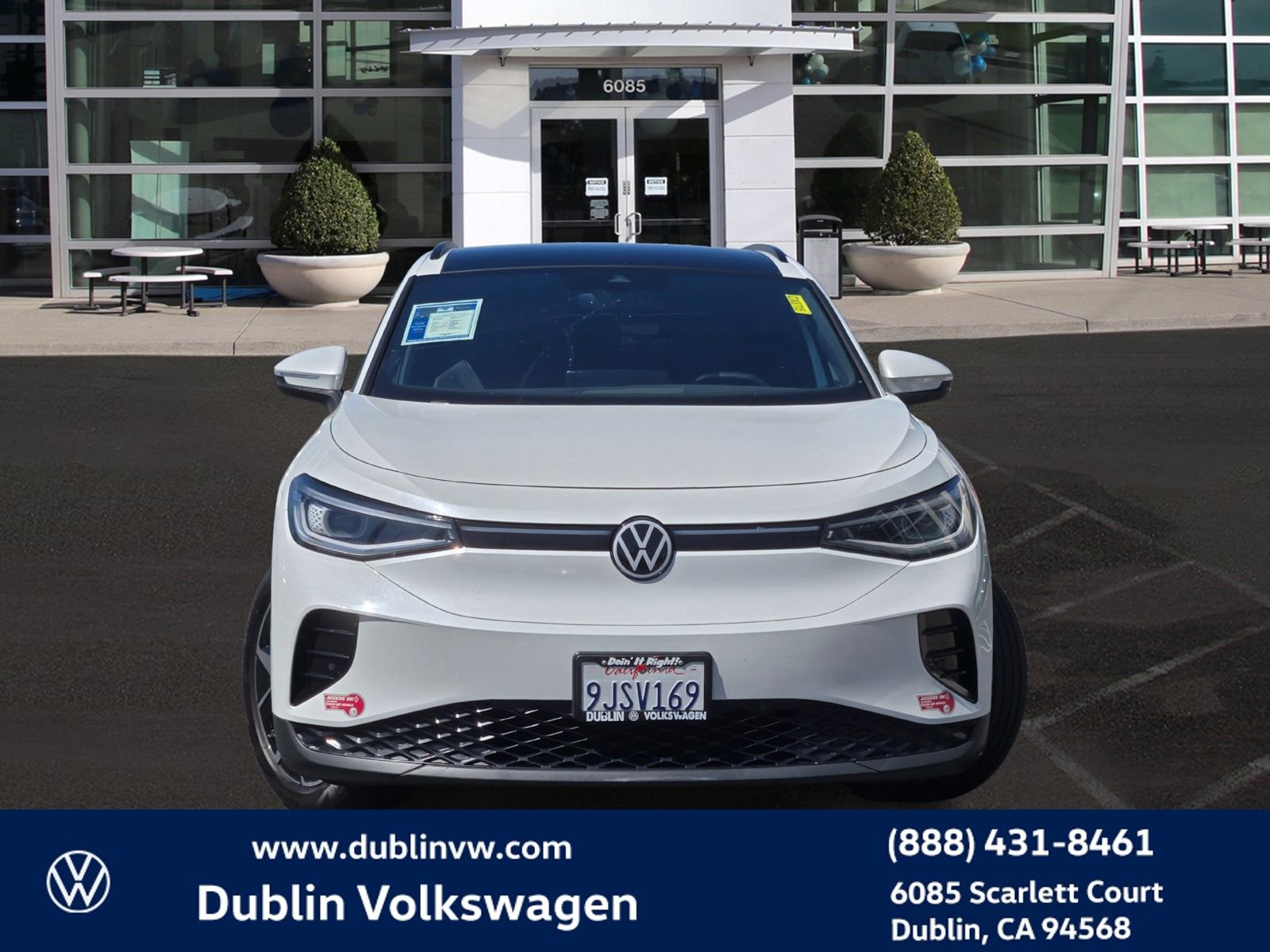 Used 2023 Volkswagen ID.4 Pro S image 2