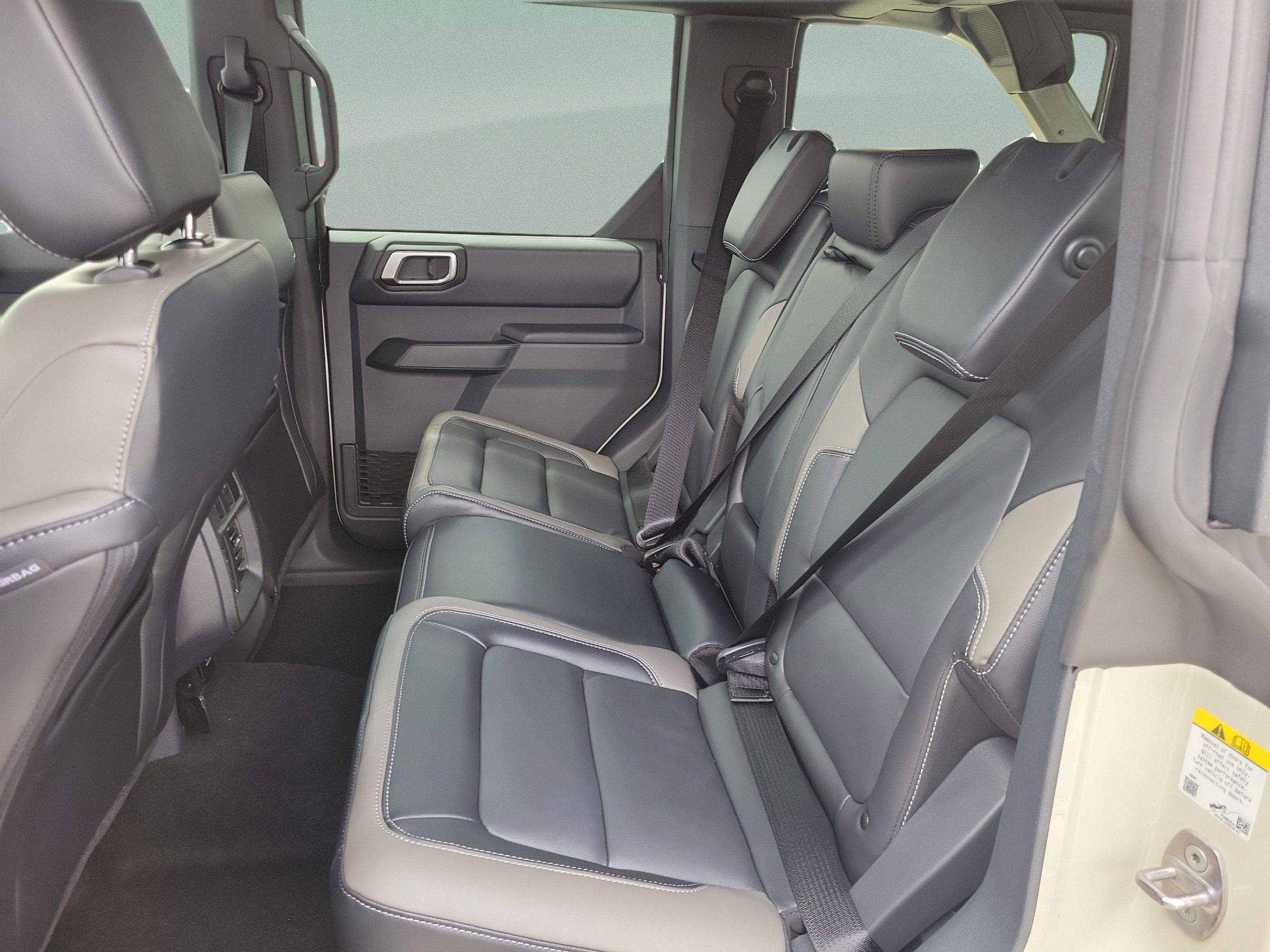 New 2026 Ford Bronco Outer Banks AWD/4WD image 13
