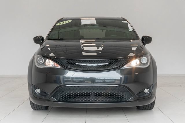 Used 2020 Chrysler Pacifica Touring w/ S Appearance Package FWD image 5