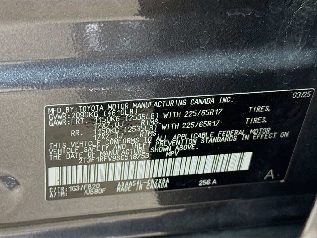 Certified 2025 Toyota RAV4 LE AWD/4WD image 30